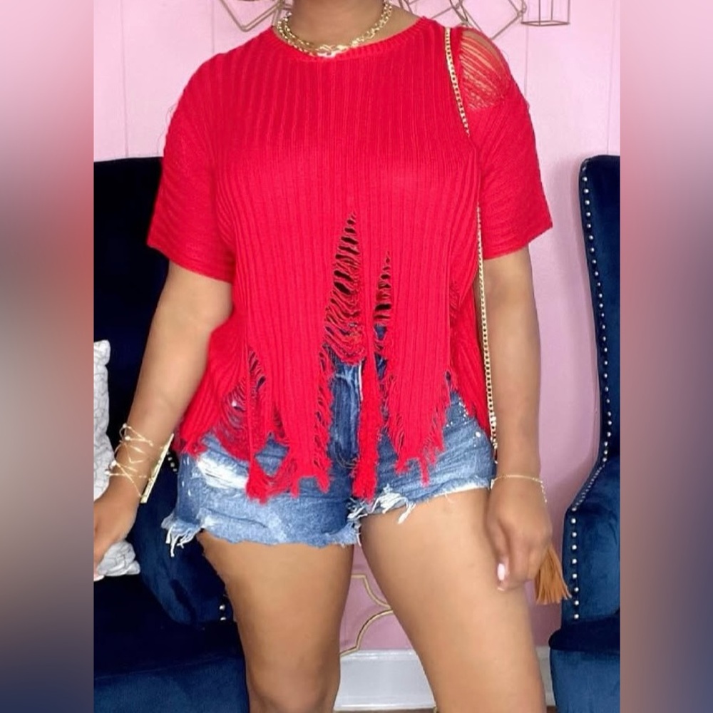 Red thin sweater top